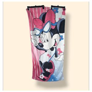 Vintage Minnie Mouse Beach Towel 30 x 60